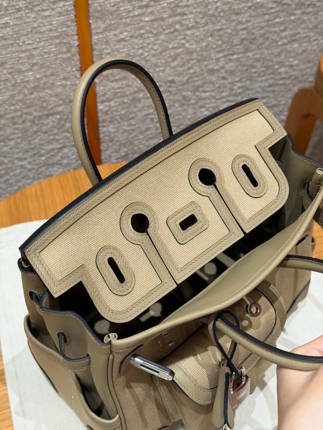 98f20d078cc6b1f5f2e7852724933a97_1781594043_8088.jpg
