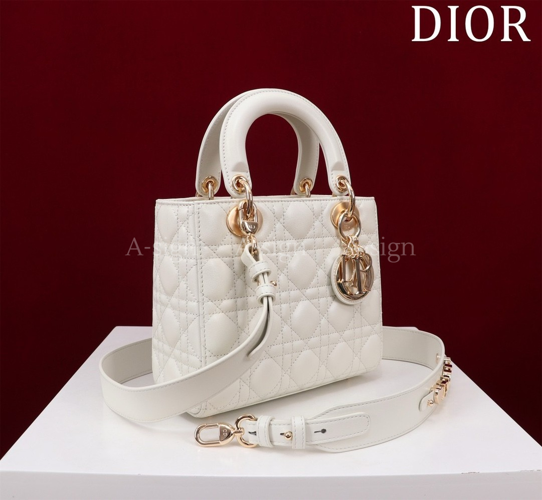 d10a63dac08b0fc3ed9303418a3fb0da_1782292889_8883.jpg