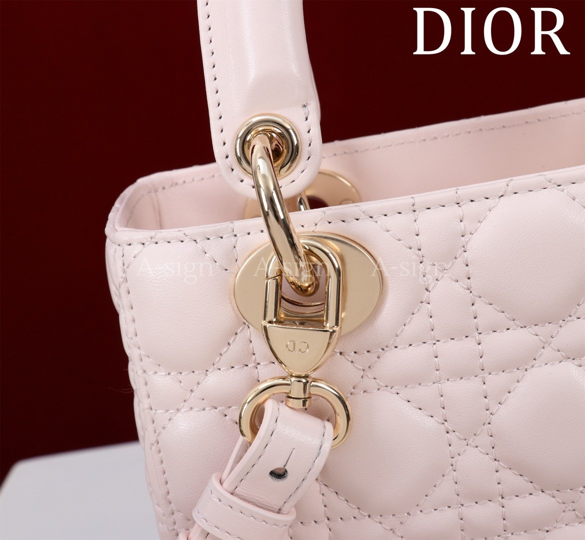 d10a63dac08b0fc3ed9303418a3fb0da_1782293691_5669.jpg